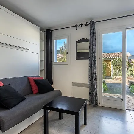 Apartman Cap Negre - Domaine De La Pinede-9 By Interhome Le Lavandou
