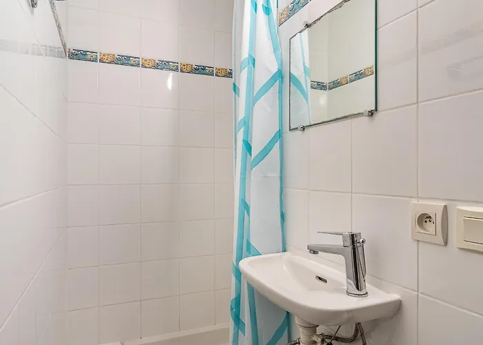 Cap Negre - Domaine De La Pinede-9 By Interhome