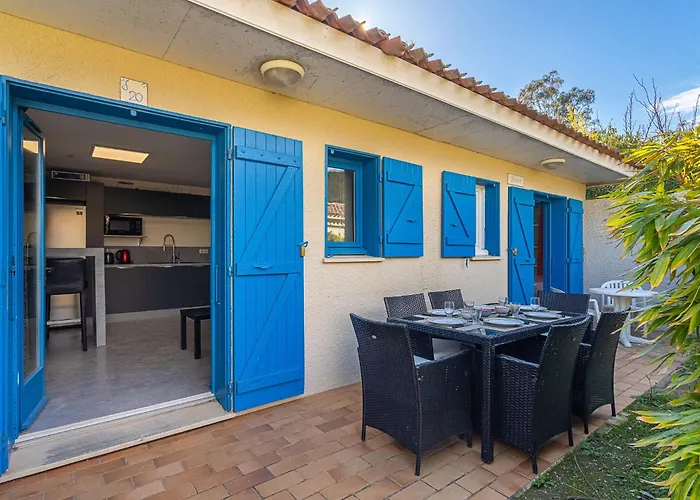 Apartment Cap Negre - Domaine De La Pinede-9 By Interhome